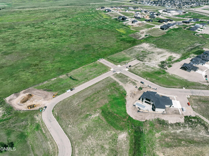 2619 Frisco Way  Bismarck ND 58503 photo