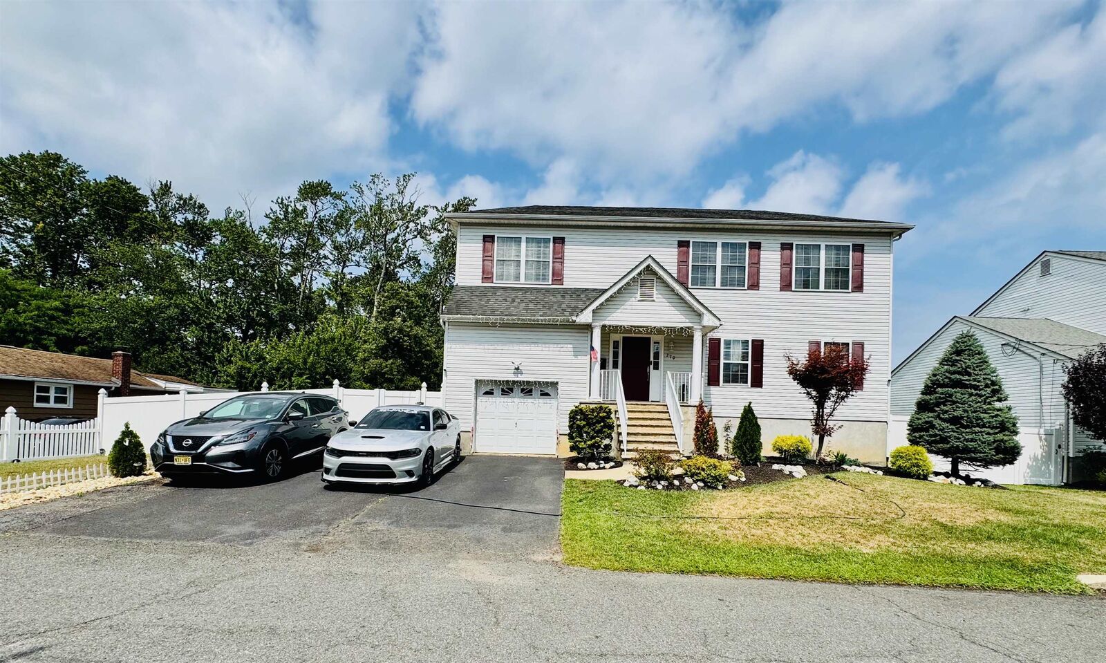 Property Photo: 270 Greenwood Dr NJ 08857