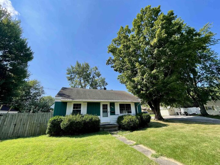 1801 Ravenswood Drive  Evansville IN 47714 photo