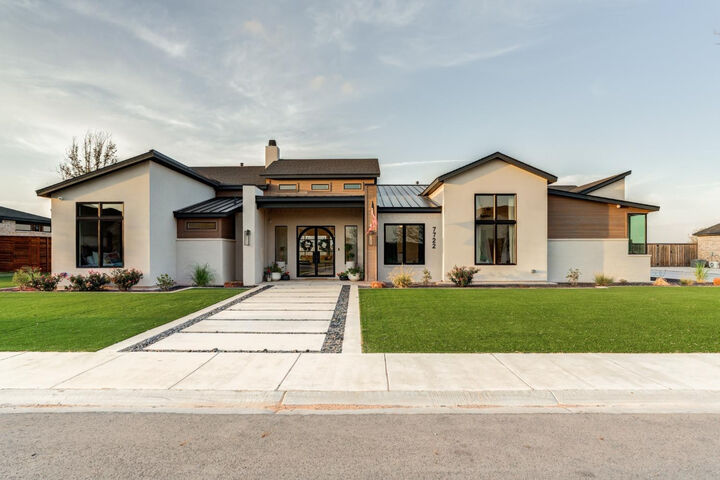 Property Photo: 7722 47th Street TX 79407