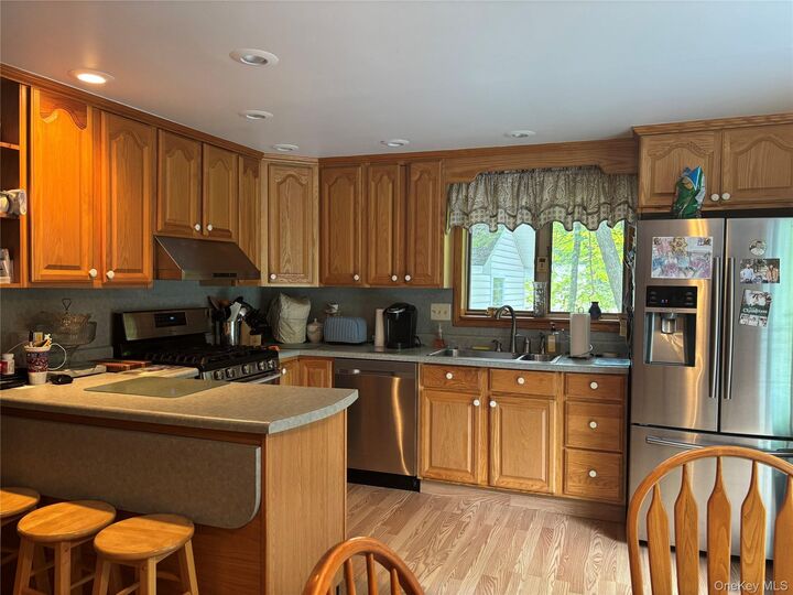 Property Photo:  32 Yarwood Road  NY 12566 
