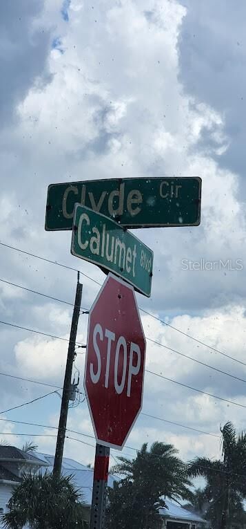 Property Photo:  8175 Clyde Circle  FL 33981 