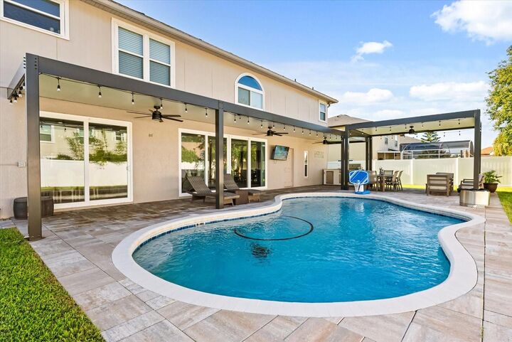 Property Photo: 1078 Alvina Lane FL 32765