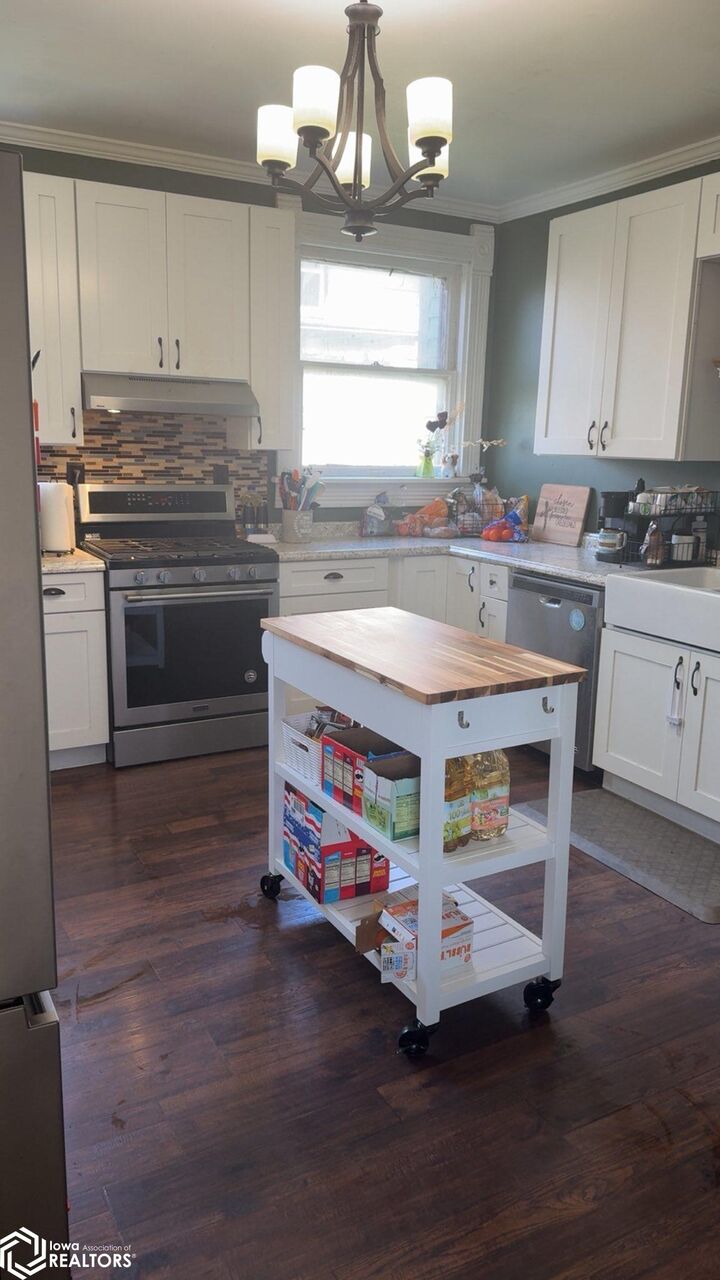 Property Photo: 117 Leffler Street IA 52655