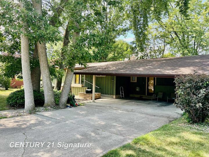 Property Photo: 237 Reynick Avenue MI 48602