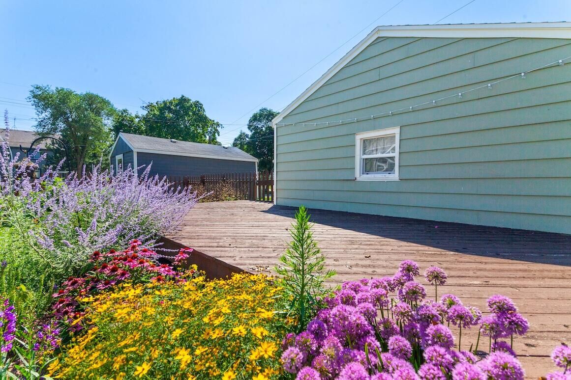 Property Photo:  3989 S Pine Ave  WI 53207 