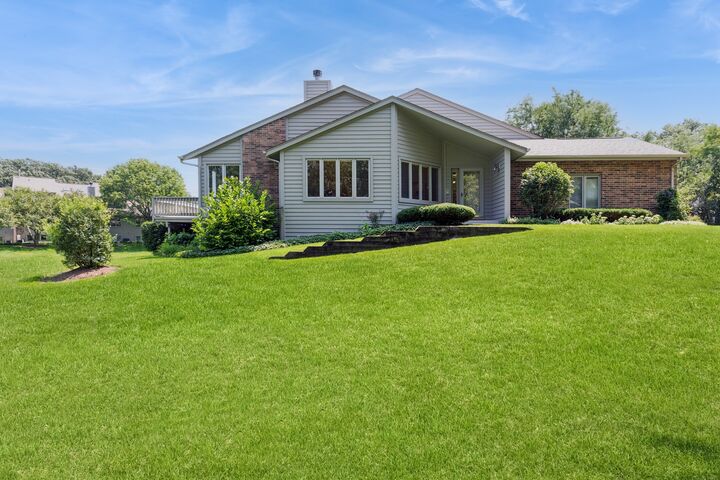 Property Photo:  109 Commons Drive  IL 60464 