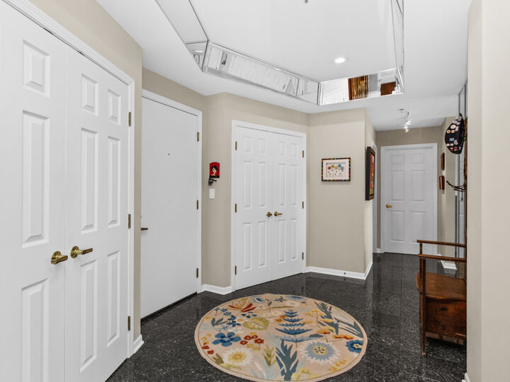 Property Photo:  209 Rivershire Lane 403  IL 60069 