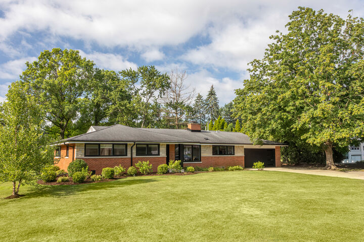 201 Viola Lane  Prospect Heights IL 60070 photo