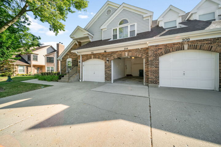 Property Photo:  314 Satinwood Terrace  IL 60089 