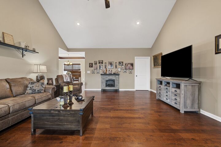 Property Photo:  2843 Tumbleweed Trail Ave  KY 42101 