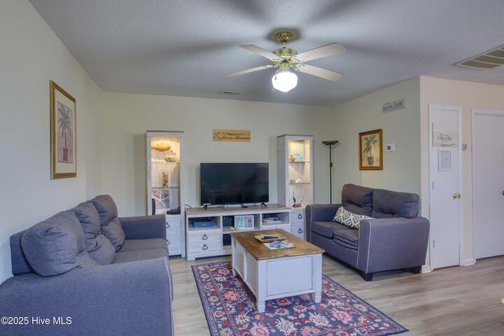 Property Photo: 2273 New River Inlet Road NC 28460