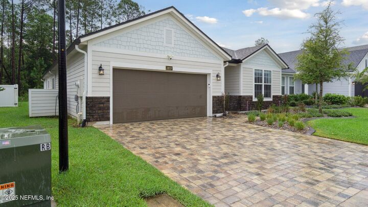 Property Photo:  3819 Eagle Rock Road  FL 32068