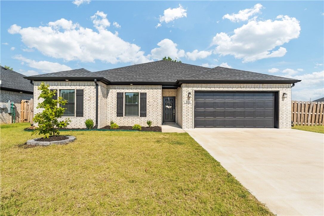 Property Photo:  201 Tricha Circle  AR 72736 