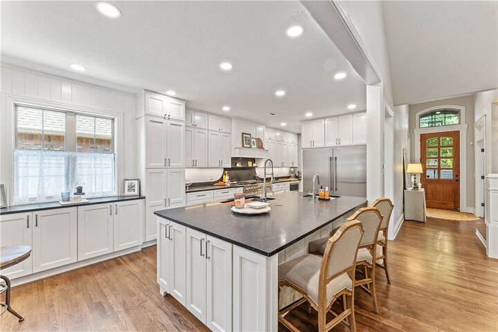 5204 SW Ridge Mont Road  Bentonville AR 72713 photo