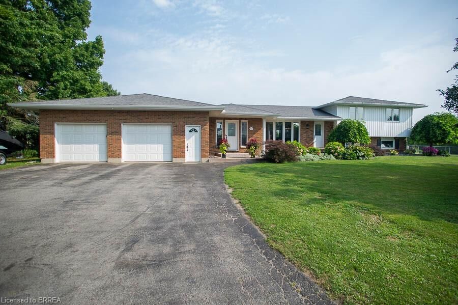 Property Photo: 1449 Windham Road 12 ON N3Y 4K3