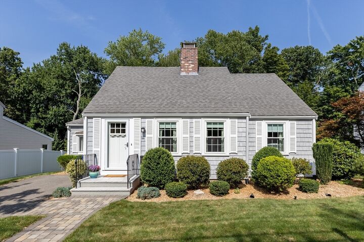 99 Elm St  Milton MA 02186 photo