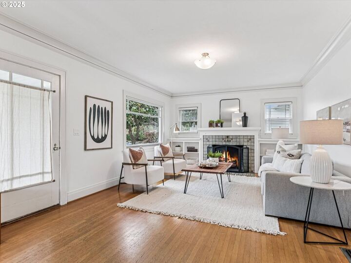 Property Photo:  2922 NE 32nd Ave  OR 97212 