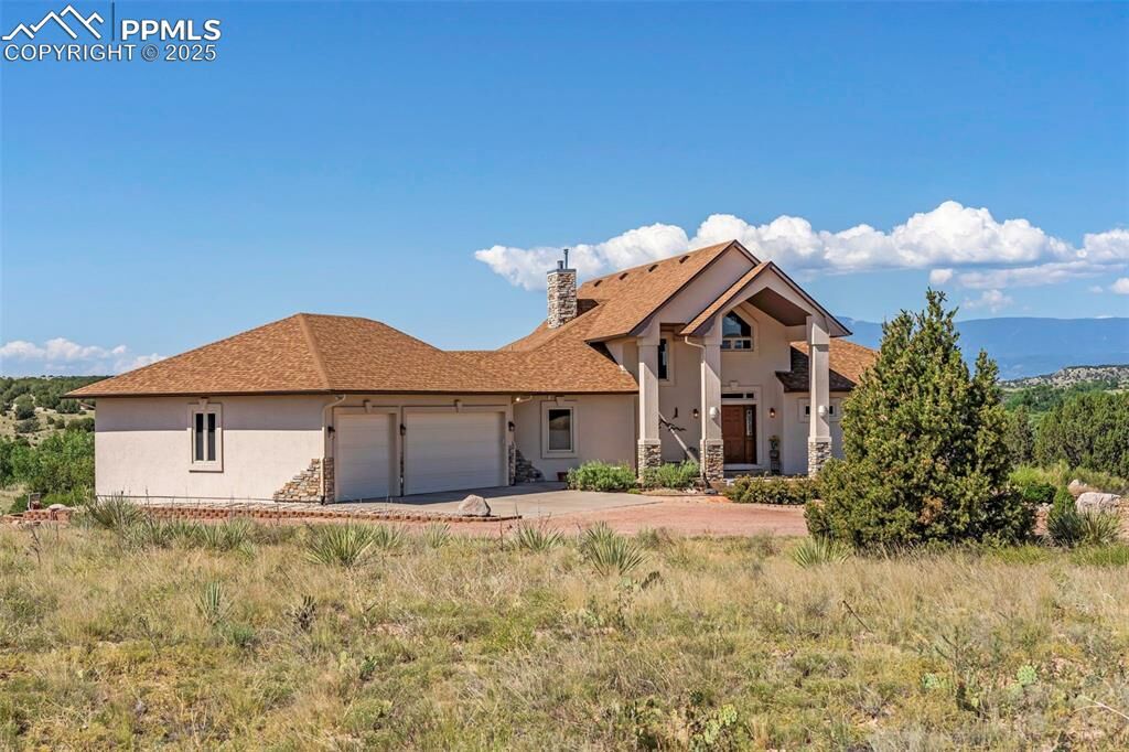 Property Photo:  5616 River View Lane  CO 81004 