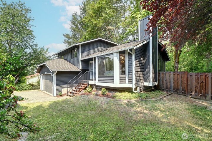 Property Photo:  1106 S 23rd Street  WA 98055 