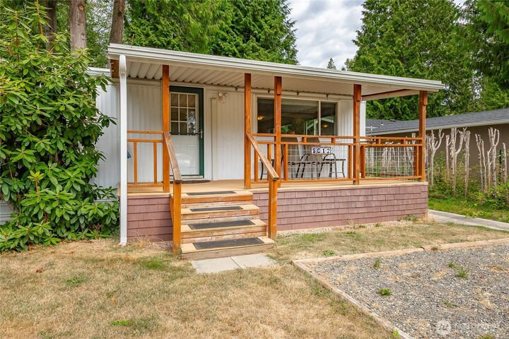 Property Photo:  5012  Fir Street  WA 98230 