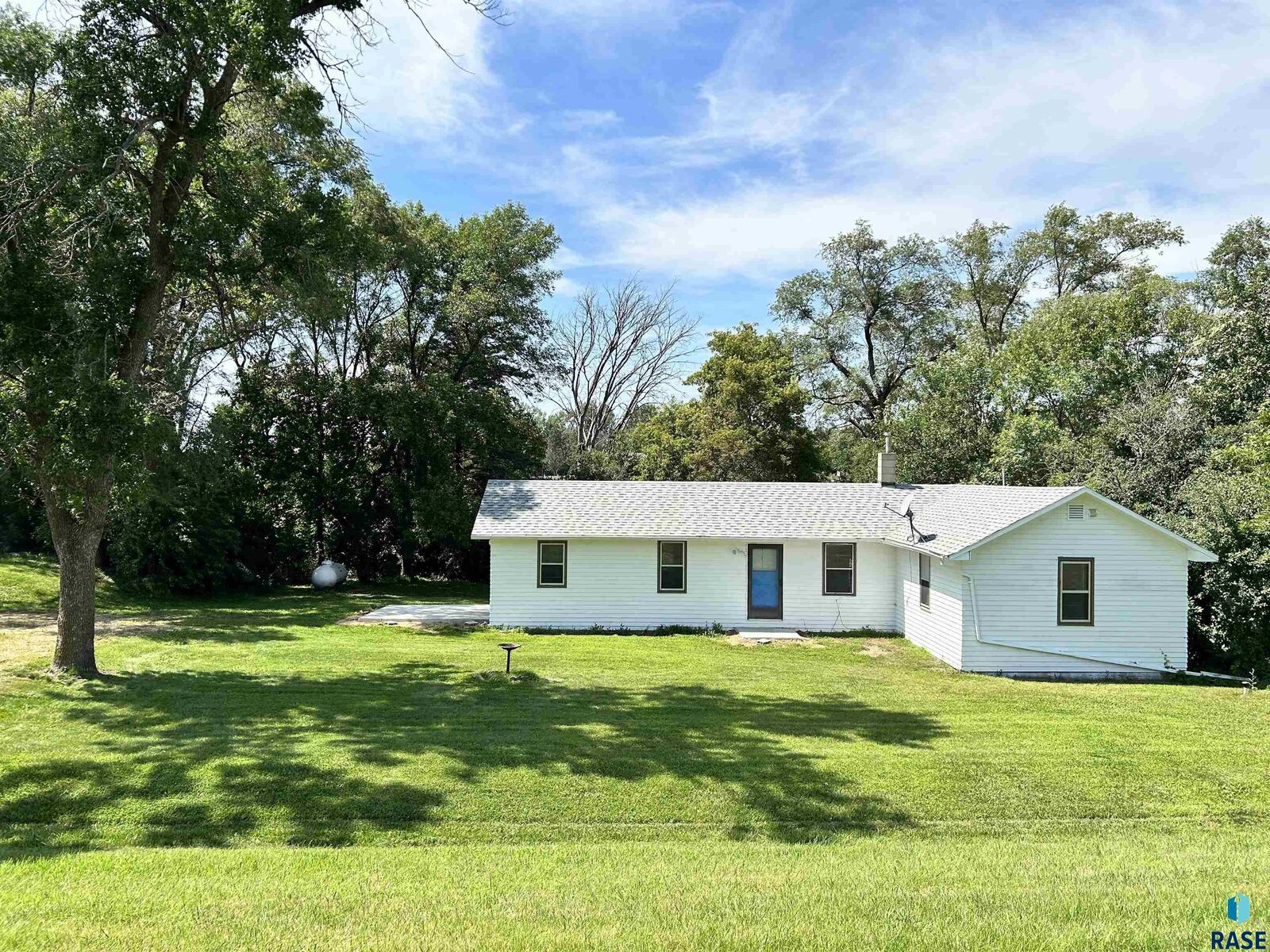 Property Photo:  24799 457th Ave  SD 57018 