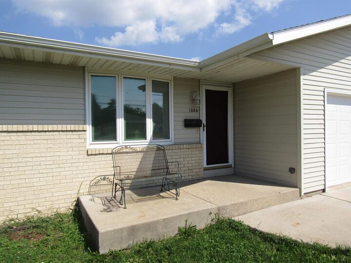 Property Photo:  1304 North Randall Avenue B  WI 53545 