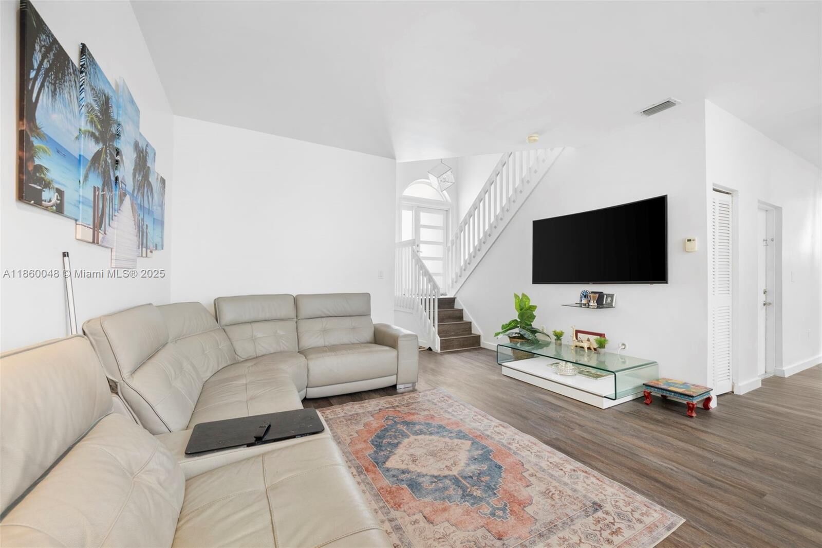 Property Photo:  3720 Piedmont St  FL 33021 