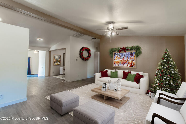 Property Photo:  19 Road 5775  NM 87401 