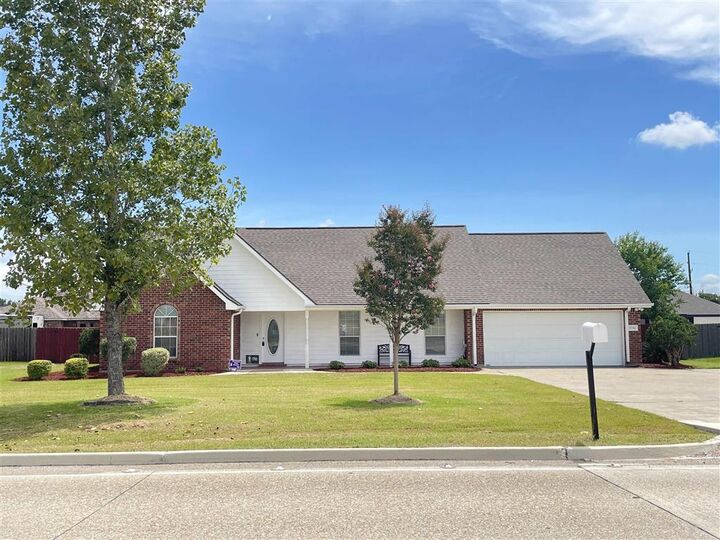 5761 Elliott Road  Lake Charles LA 70605 photo