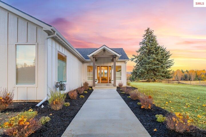 2685 Selle Rd  Sandpoint ID 83864 photo