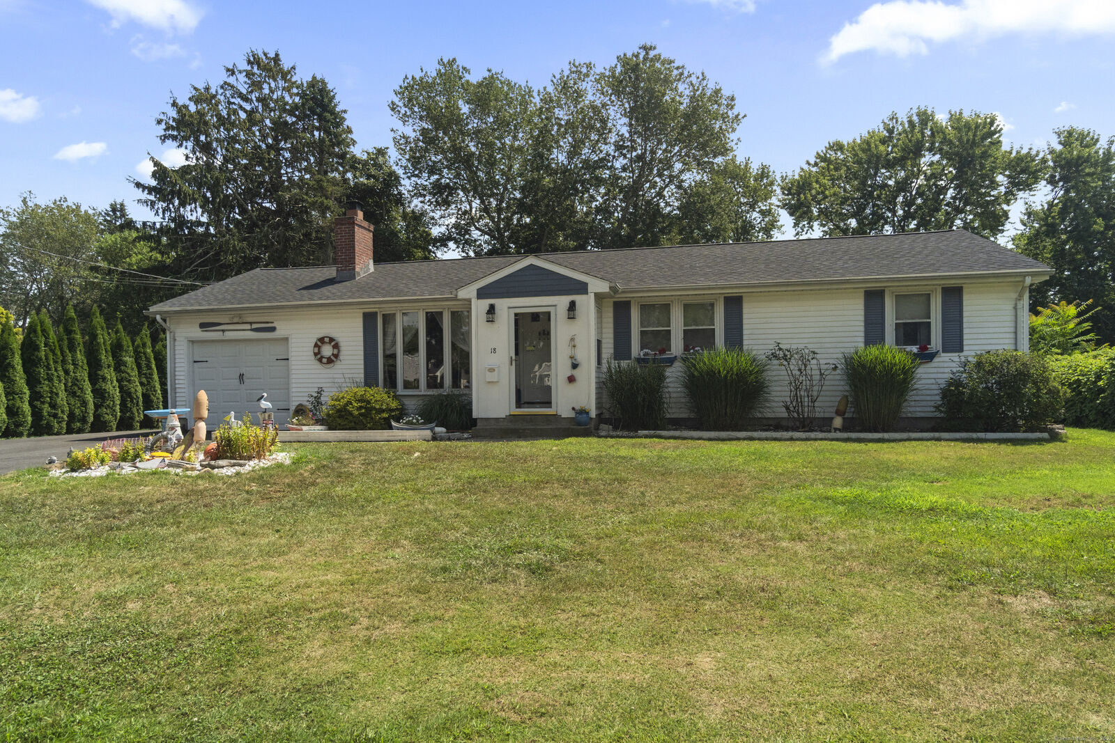 Property Photo:  18 Ruth Drive  CT 06475 