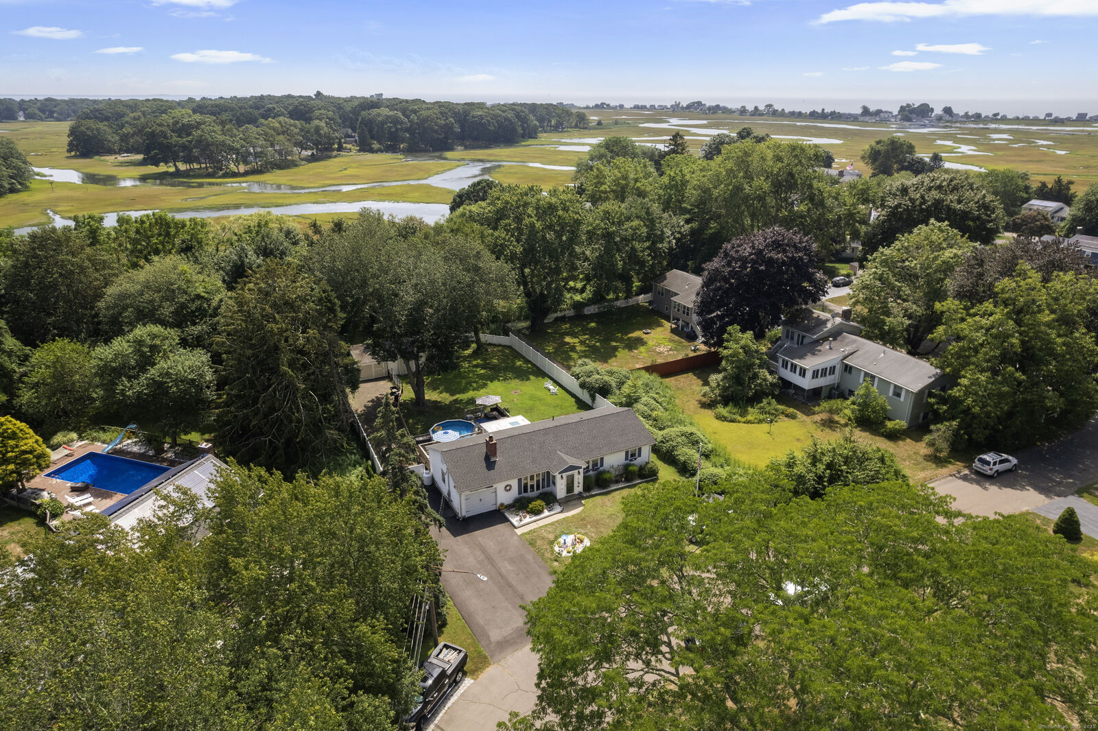 Property Photo:  18 Ruth Drive  CT 06475 