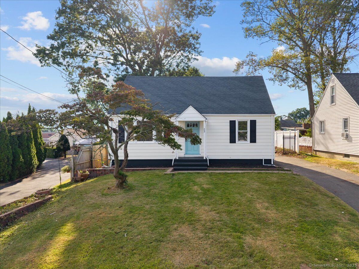 Property Photo:  22 Hillside Avenue  CT 06516 