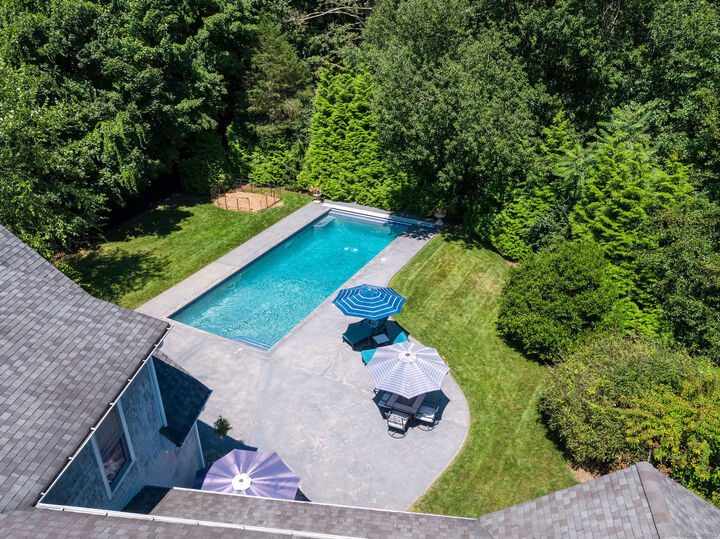 Property Photo:  123 Liberty Street  CT 06443 