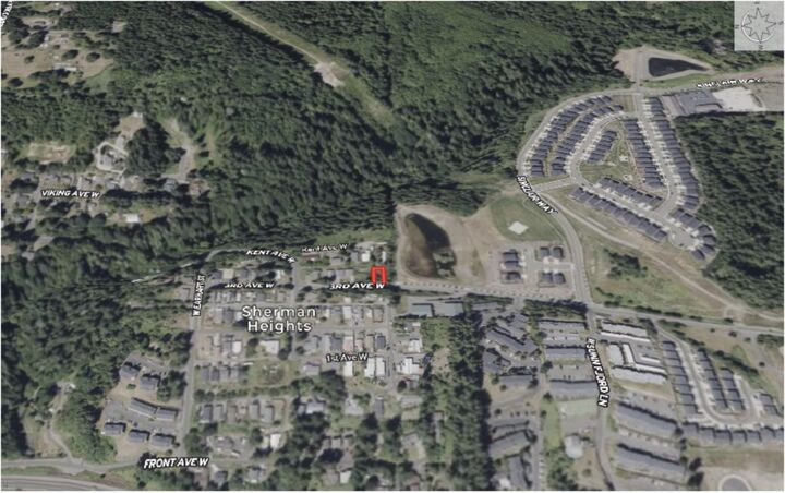 Property Photo:  2101 3rd Ave W  WA 98312 