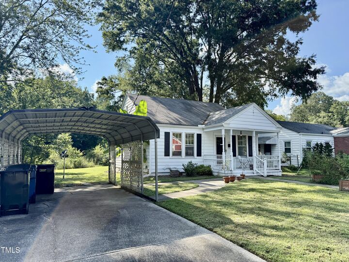 Property Photo:  2103 Farthing Street  NC 27704 