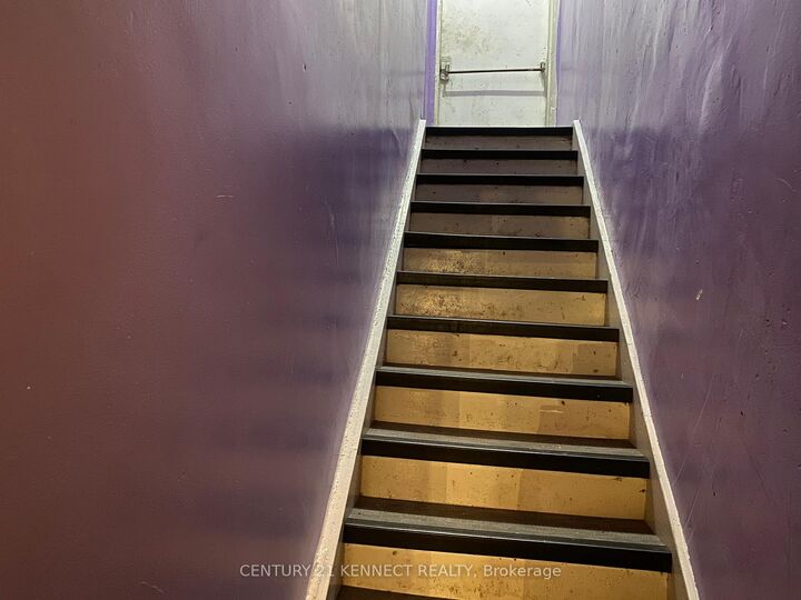 Property Photo:  181 Augusta Avenue Bsmt  ON M5T 2L4 