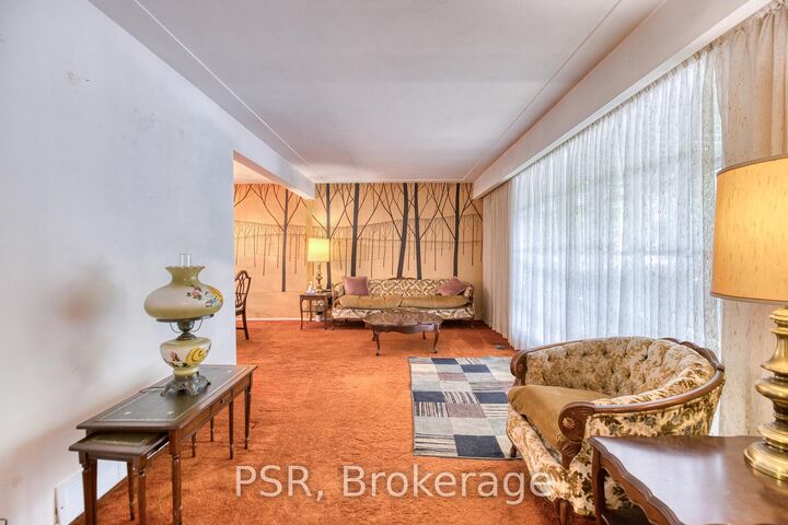 Property Photo: 139 Shuh Avenue ON N2A 1H4