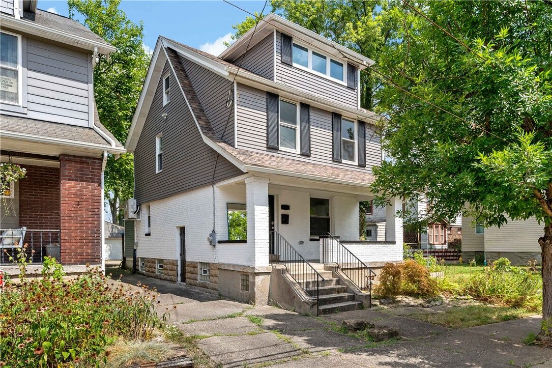 Property Photo:  7717 Tuscarora St  PA 15221 