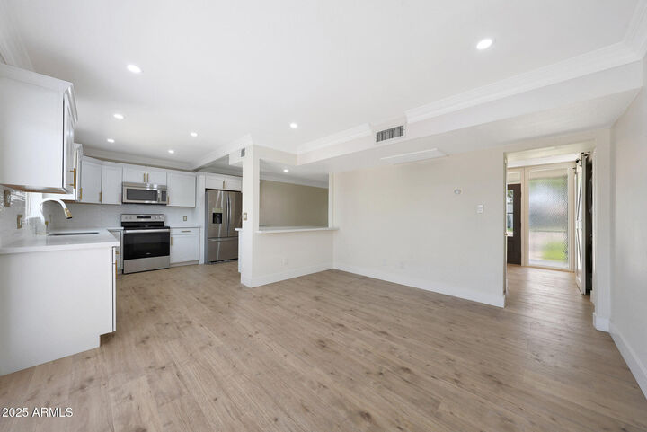 Property Photo: 8238 E Keim Drive AZ 85250