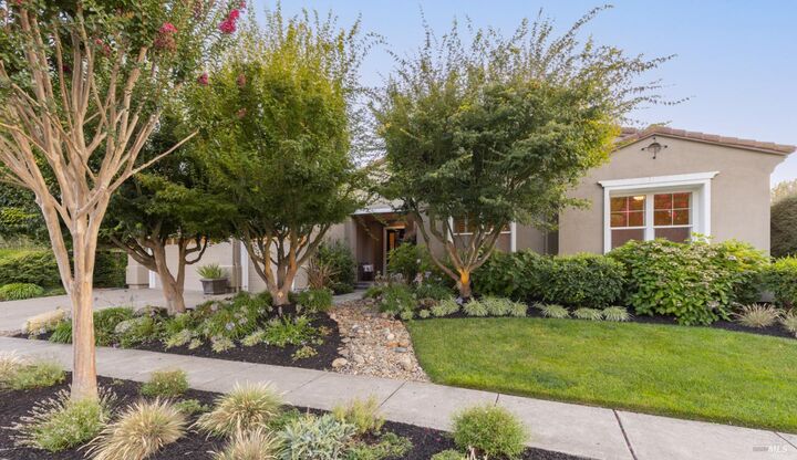 Property Photo:  107 Autumn Run Way  CA 94558 