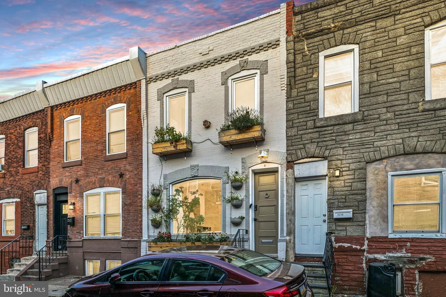 Property Photo:  1537 S Lecount Street  PA 19146 