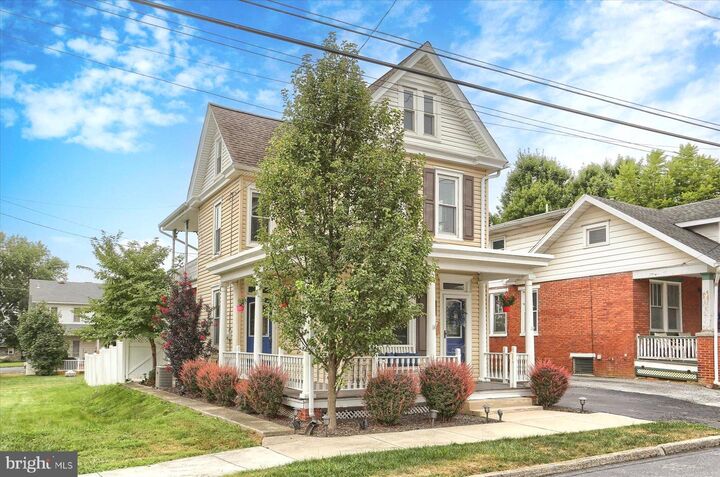 Property Photo: 304 11th Street PA 17070