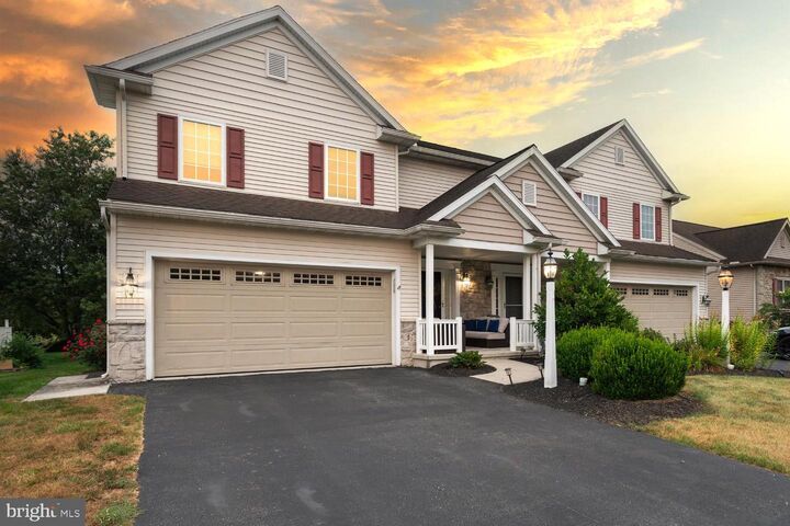 660 Florin Avenue  Mount Joy PA 17552 photo