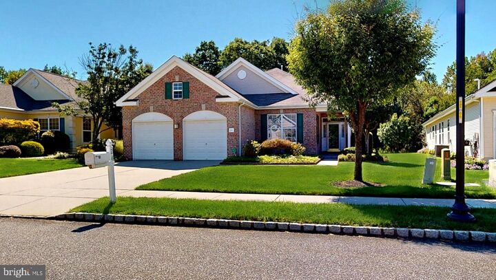 Property Photo:  24 Brighton Place  NJ 08085 