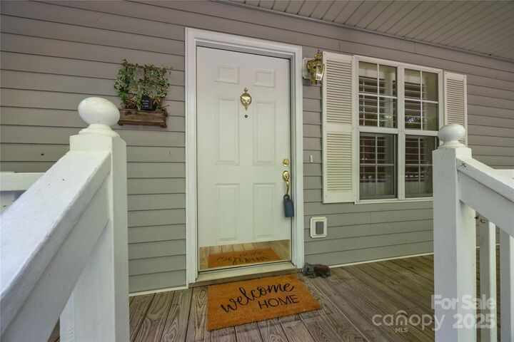 Property Photo: 285 Holly Forest Court NC 28774