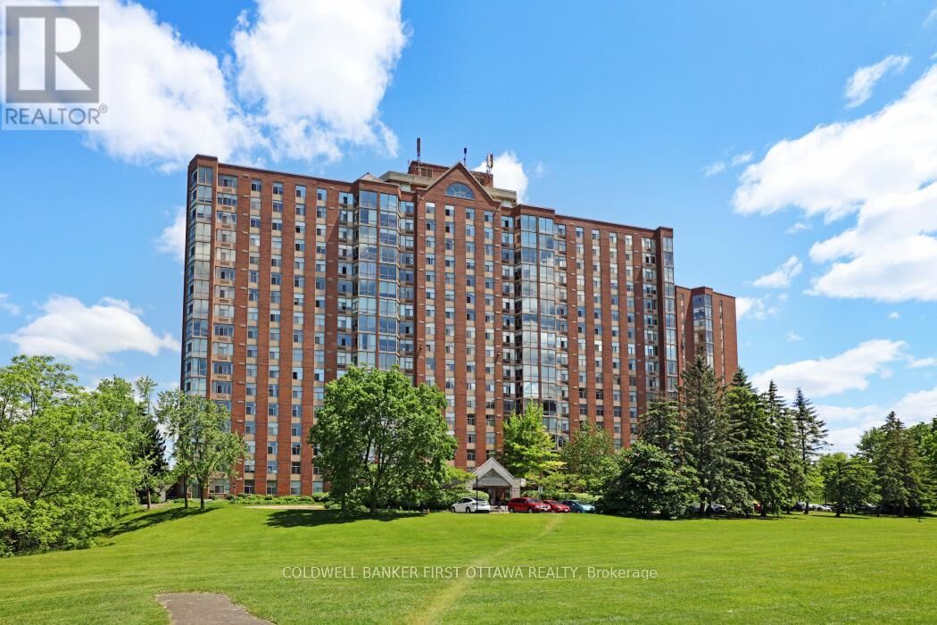 Property Photo:  2759 Carousel Crescent 407  ON K1T 2N5 
