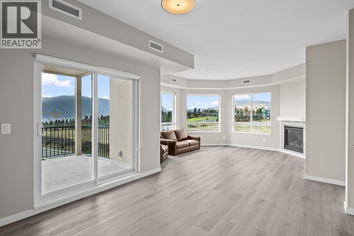 Photo de la propriété:  2301 Carrington Road 219  BC V4T 0E2 