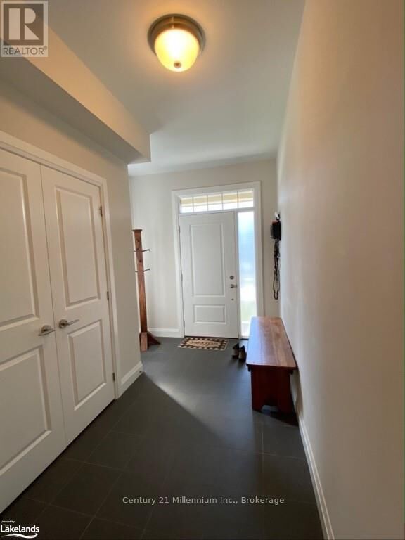 Property Photo:  167 Yellow Birch Crescent  ON L9Y 0R4 